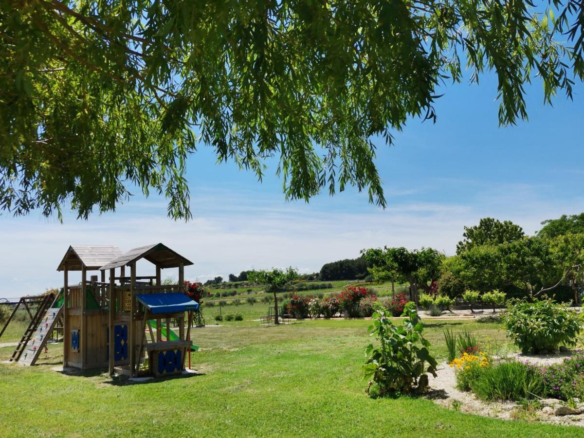 Gite En Provence Lavande Modene Exterior photo